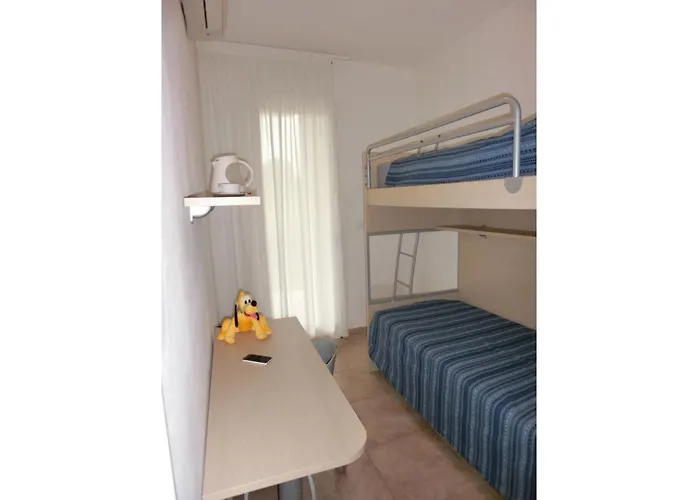 Bright Fenced Garden Flat With Swimming Pool * Bibione